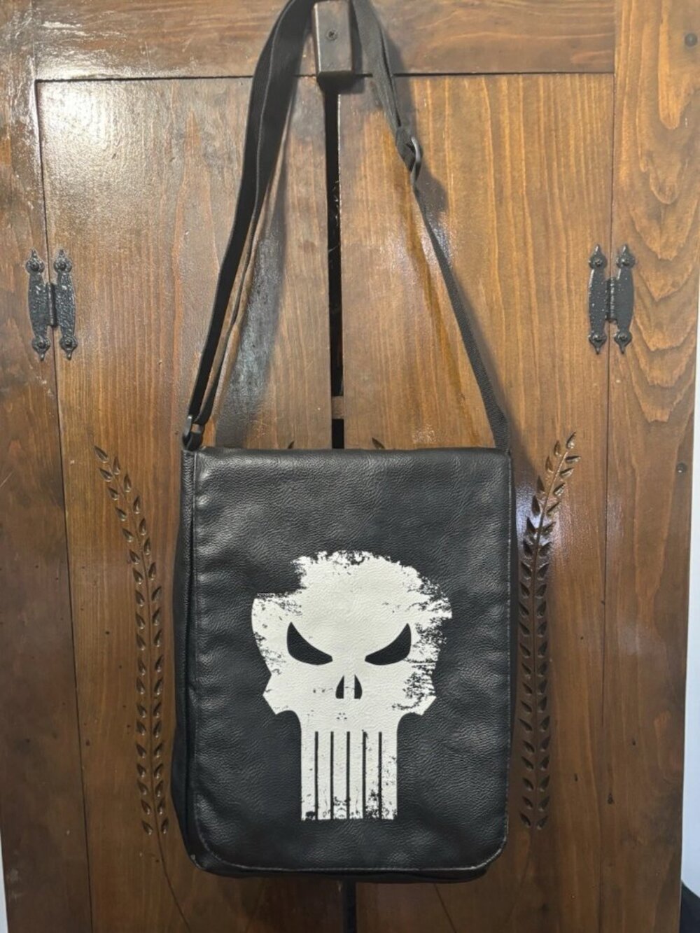 Marvel The Punisher Black & White loungefly Crossbody Bag